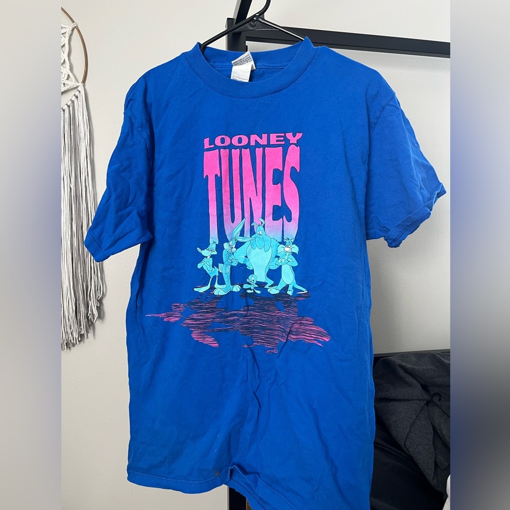 Looney Tunes Tshirt
